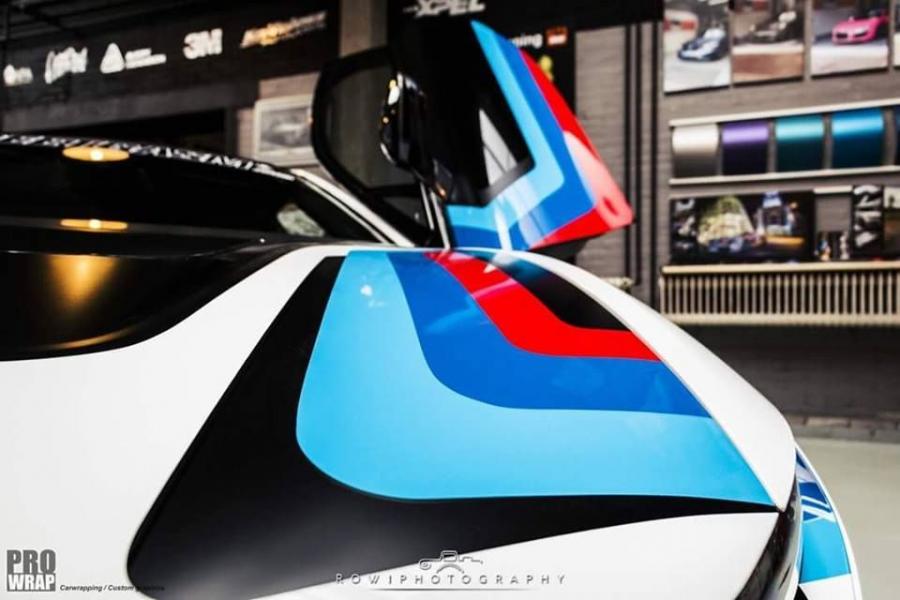  BMW i8 MHi8 by Manhart Racing 2016 года  (фото 8 из 12)